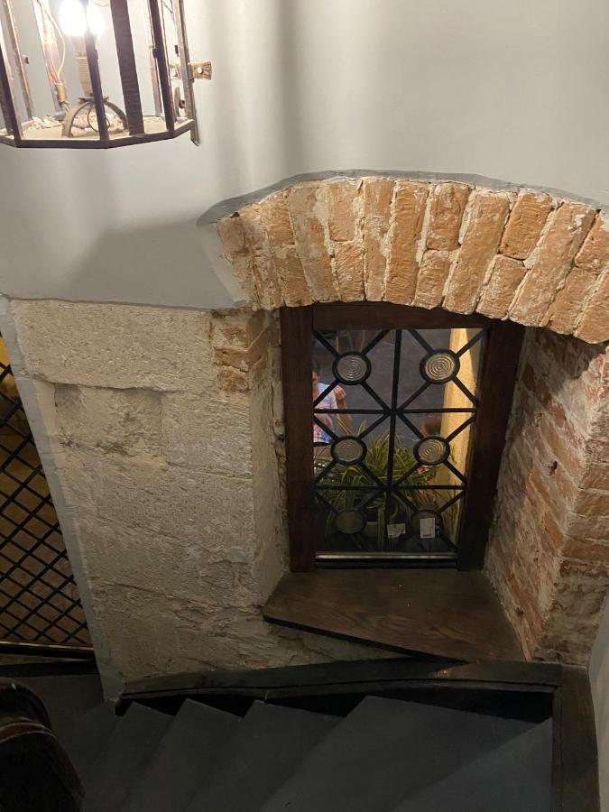 Квартира На Вулиці Лесі Українки 19 Lviv Exterior foto
